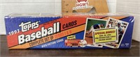 Sealed 1993 Topps baseball cards complete set