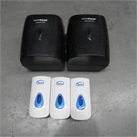 Sanitiser/wipes Dispensers