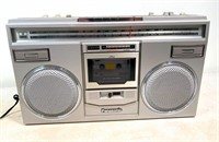 vintage Panasonic RX-5100 boom box radio