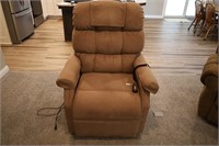 GOLDEN POWER LIFT & RECLINE CHAIR - PURCHASED NEW