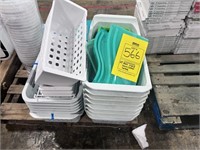 ASSORTED SIZE VENTILATED TOTES
