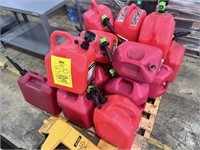 PLASTIC GAS CANS - 5 GALLON