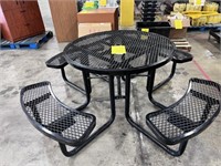 ROUND METAL OUTDOOR TABLE - 48'' (SEATS 8)