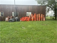 100 Construction Caution Barrels