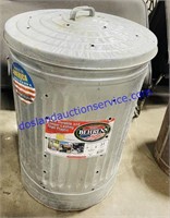 31 Gallon Metal Trash Can with Lid