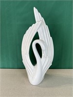 Vintage Haeger ceramic sculpture swan.