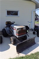 Craftsman 18HP Lawn Tractor w/snowblade