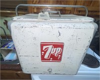 Vintage 7Up Ice Chest w/Interior Tray