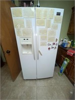 Frigidaire Gallery Side by Side Refrigerator