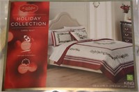 Queen Size Christmas Quilt & Matching Pillows