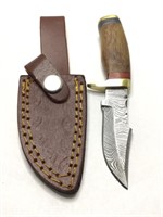 Damascus skinning knife