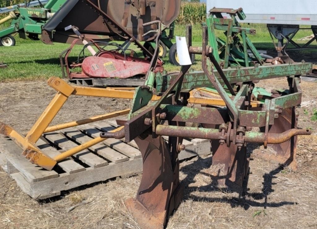Wed. Oct. 4th Closing Out Online Only Farm Auction