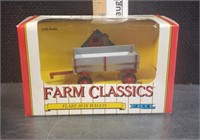 Farm Classics flare box wagon