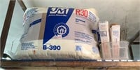 R-30 Insulation with Insulation Supports