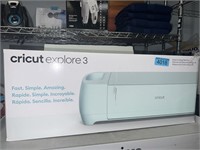 Cricut explore 3 smart cutting machine