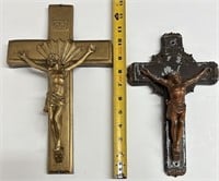 2 crucifix en bronze, 5lbs en tout