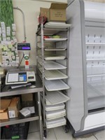 ROLLING RACK WITH DELI CASE PANS