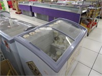 3 FOOT CURVED GLASS SLIDE TOP CHEST FREEZER