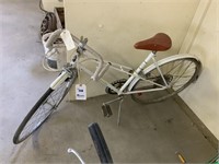 John Deere Bicycle, Universal Touring Model-Rare