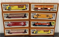 8 Tyco HO scale train Cars