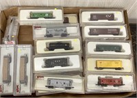 25 N Scale Train Cars