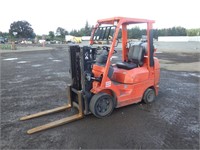 Toyota 7FGU25 Forklift