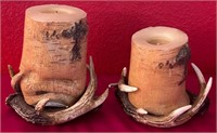 Q - PAIR OF ANTLER CANDLE HOLDERS & CANDLES (L108)