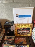 alligator wood kit, landmark model kits, space