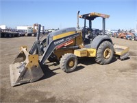 2017 John Deere 210L EP Skip Loader