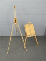 2 Pc Assorted Wood Easels