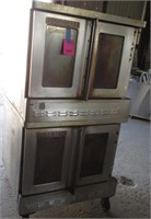 Double stack natural gas convection oven