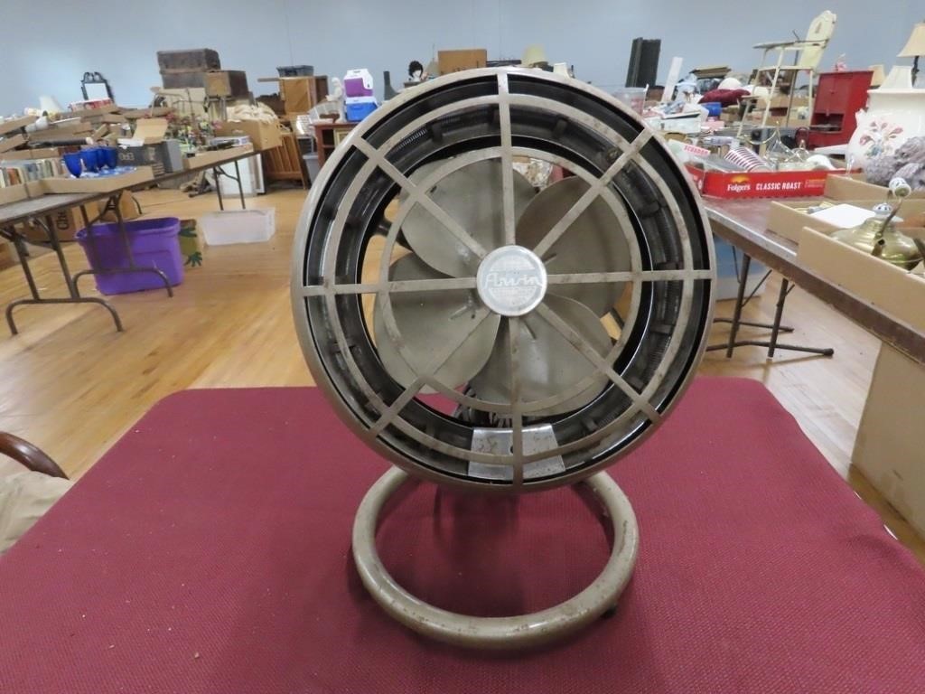 Vintage Arvin Electric fan w/heater.