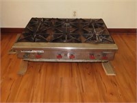 Rankin-Deluxe commercial gas cooking stove.