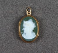 Victorian 14K Gold Agate Cameo Locket
