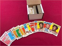 1971-72 TOPPS BASKETBALL TRADING CARDS