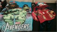 Box-Marvel Avenger Sleeping Bag, Sticker Book,
