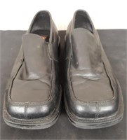 Pair of Kenneth Cole Unlisted Loafer Size 10 1/2
