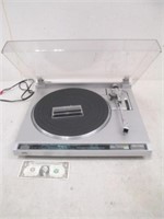 JVC QL-A220 Direct Drive Turntable Record Player