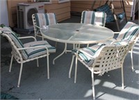 Patio Table 5 Chairs & Cover