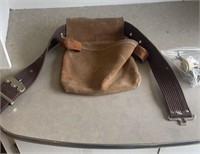 Carpenter belt , 3 prong outlet, fencing tool