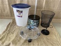 24 qt. Plastic Utility can with lid, black wire