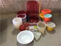Tupperware, Rubbermaid, storage containers and 4