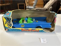 BATMAN BATMOBILE IN BOX