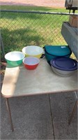 Pyrex mixing bowls and Pyrex bowl with carrier