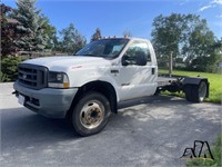 2003 Ford F450 XL Super Duty Cab & Chassis (NL)