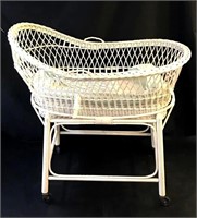 Vintage White Wicker Basket Crib