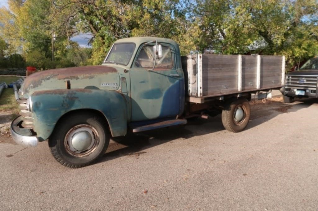 1951 Chevrolet 3800 1 Ton Truck 6 cyl. 4 Sp. Trans