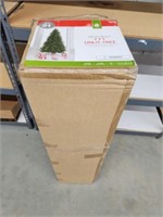 Trim-A-Tree 7 ft Alberta spruce unlit Christmas