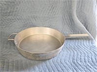 Vintage Enterprise 14-in aluminum fry pan, made