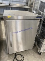 SS COOLING UNIT ON CASTERS, 24W X 24.5D X 34"T
